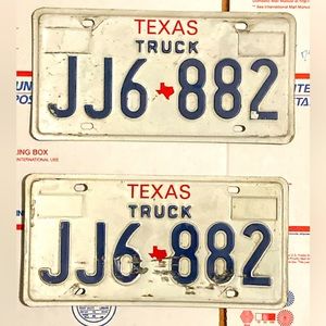 MATCHING TEXAS TRUCK LICENSE PLATES MID 90’s
